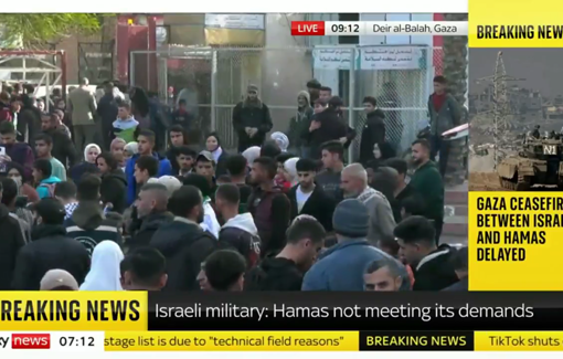 Thumbnail preview image for the video titled: Israeli soldiers protesting to continue attacking Gaza despite the ceasefire