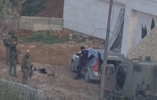 Thumbnail preview image for the video titled: Israeli soldiers detaining the journalist Wahaj Bani Mufleh in Beita