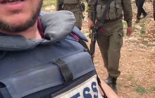 Thumbnail preview image for the video titled: Israeli forces prevent the press from covering the destruction of Palestinian homes and infrastructure in Beit Liqya