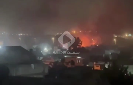 Thumbnail preview image for the video titled: Settler mobs burn Palestinian vehicles and homes while attacking the town of Burqin