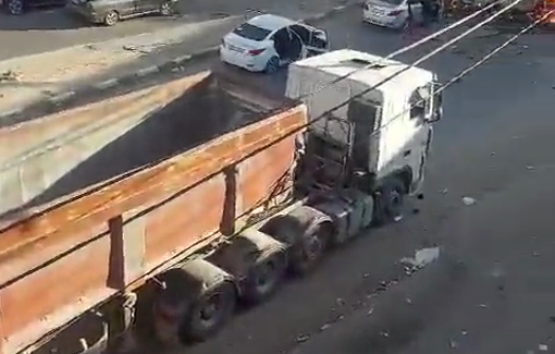 Thumbnail preview image for the video titled: Israeli forces bombed the people who were evacuating following their evacuation order