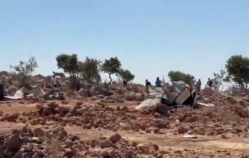 Thumbnail preview image for the video titled: Israeli settlers perpetrating a pogrom in the town of Sinji