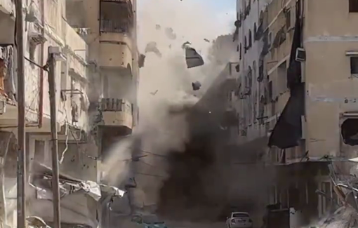 Thumbnail preview image for the video titled: Live bombing of the Kahil family house in Gaza City