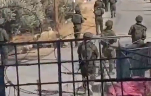 Thumbnail preview image for the video titled: The Israeli army continues its wide-scale offensive in the village of Al-Mughayyir