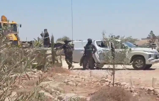 Thumbnail preview image for the video titled: Issachar Mann and Mount Hebron Hills Regional Council building a new illegal outpost in Huwara