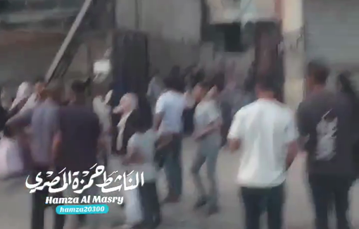 Thumbnail preview image for the video titled: Families evacuate Al-Jundi al-Majhoul ('unknown soldier') Tower following Israeli bombing threat