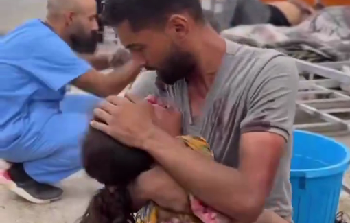 Thumbnail preview image for the video titled: Several children injured in Israeli strike on a café shelter in Al-Shati camp