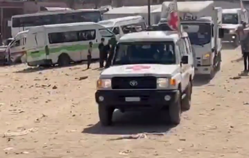 Thumbnail preview image for the video titled: Moment of arrival of Red Cross vehicles returning 15 Palestinian bodies abducted by Israel