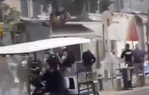 Thumbnail preview image for the video titled: Israeli forces destroyed vegetable stalls owned by Palestinians in Bab Al-Amoud area in occupied Jerusalem