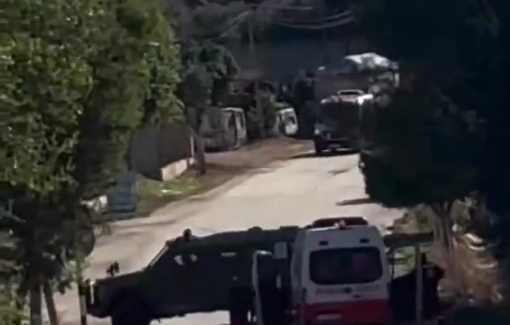 Thumbnail preview image for the video titled: Israeli forces hindering the movement of medical teams and ambulances