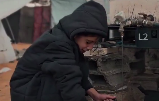 Thumbnail preview image for the video titled: Little girl of Gaza sings while washing dishes: "Take my eyes, so that I may not see..."