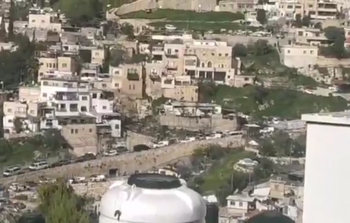 Thumbnail preview image for the video titled: Israeli occupation forces in large number stormed the town of Silwan in order to expell 11 Palestinian families