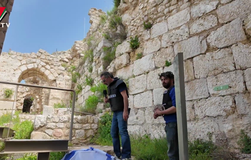 Thumbnail preview image for the video titled: In South Lebanon, Israeli hung their flag on the Beaufort Castle