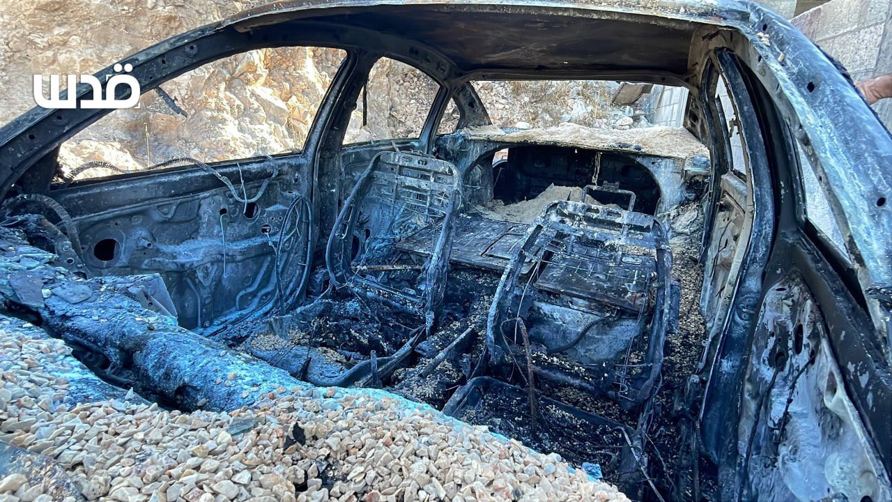 Thumbnail preview image for the video titled: Overnight, a gang of settlers attacked the outskirts of the village of Beit Amrin and set fire to a Palestinian vehicle