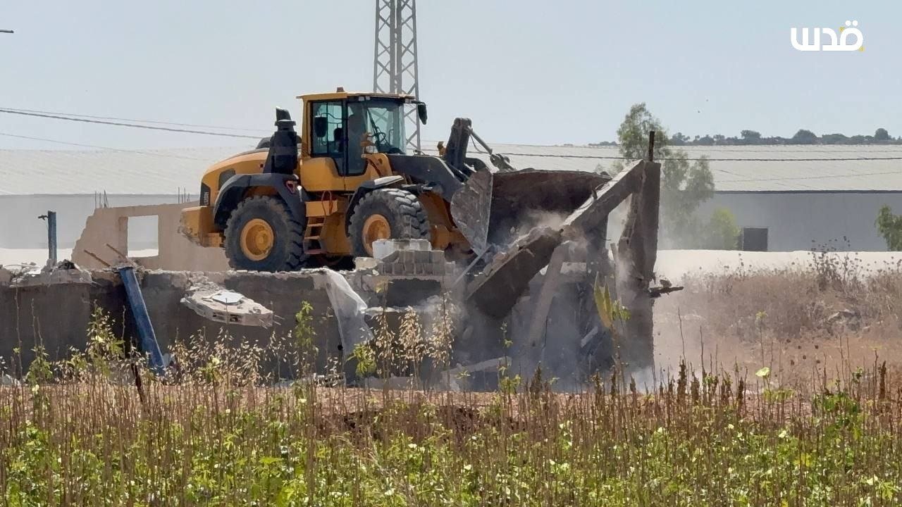 Thumbnail preview image for the video titled: Israeli forces demolished Palestinian businesses in Aba Al-Sharquiya to clear the way for the return of settler families to Ganim settlement