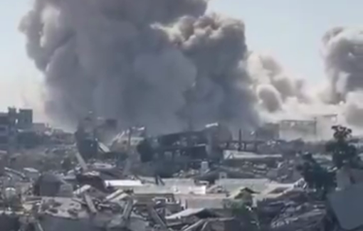 Thumbnail preview image for the video titled: Israeli forces blew up more buildings in Khan Younis