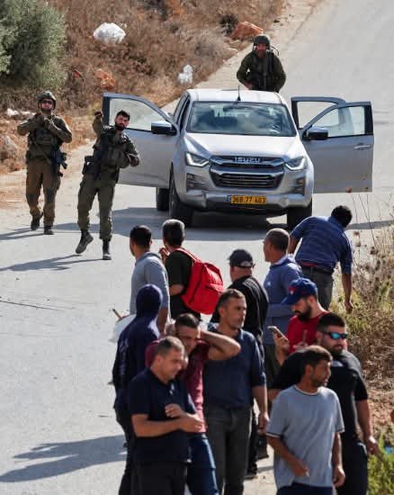 Thumbnail preview image for the video titled: Israeli soldiers throwing tear gas at the residents of Beita trying to harvest their olive trees