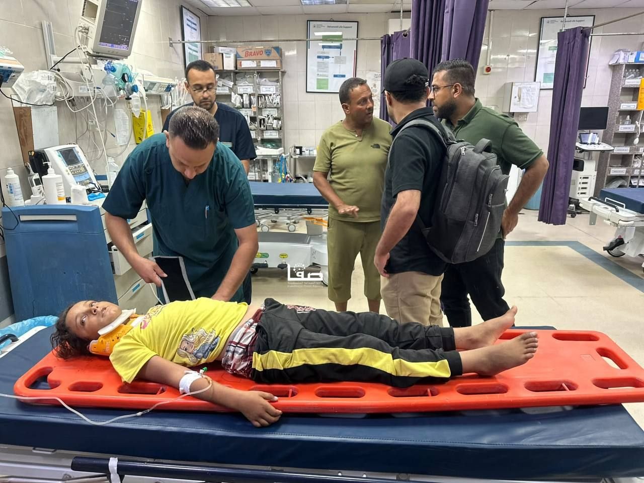 Thumbnail preview image for the video titled: Child Sahar Al-Shawwaf injured by Israeli gunfire toward tents in Khan Younis